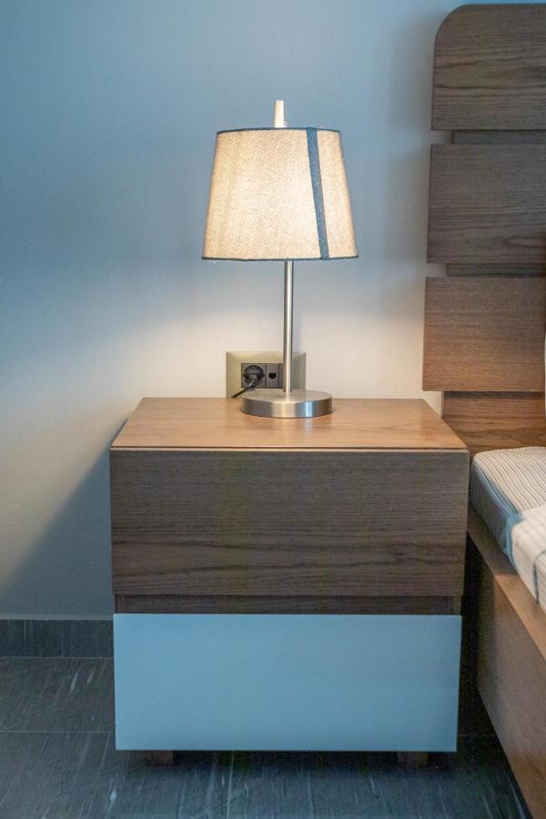 On The Breeze 1 Apartment Kos Town Luaran gambar