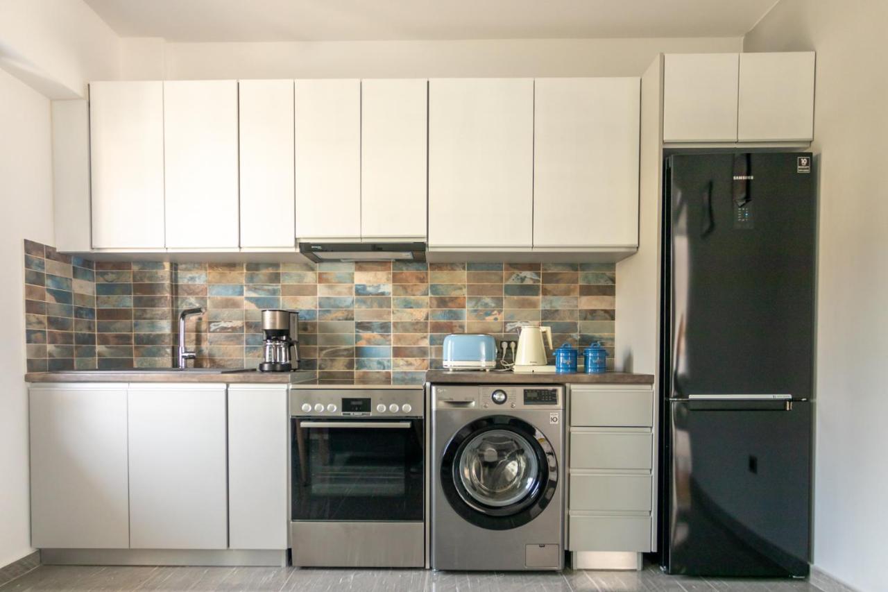 On The Breeze 1 Apartment Kos Town Luaran gambar