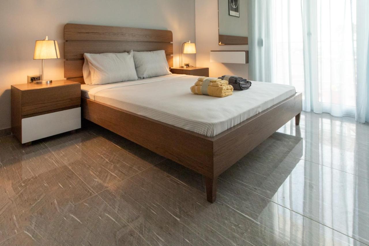 On The Breeze 1 Apartment Kos Town Luaran gambar